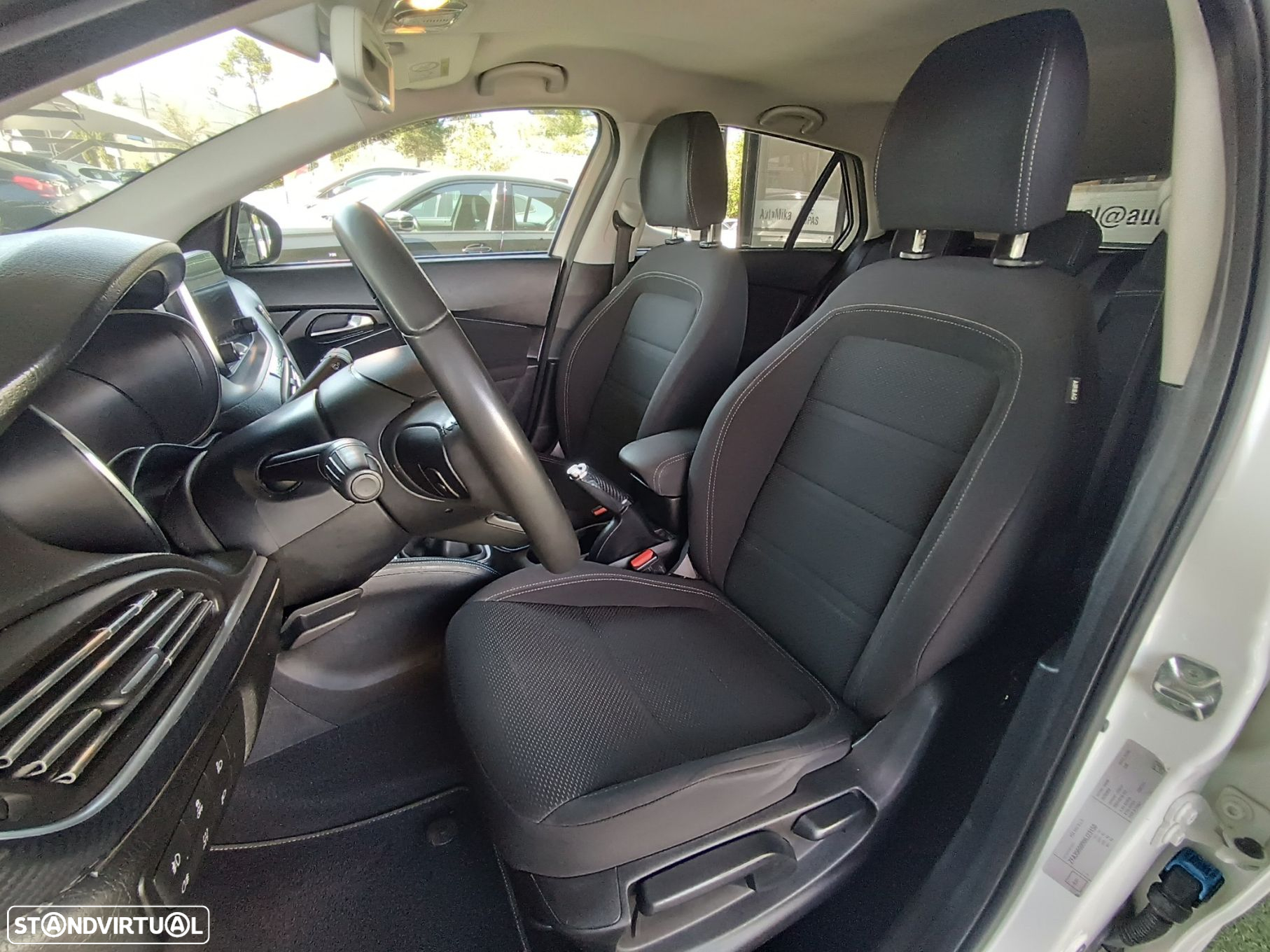 Fiat Tipo Station Wagon 1.3 M-Jet Easy J17 - 19