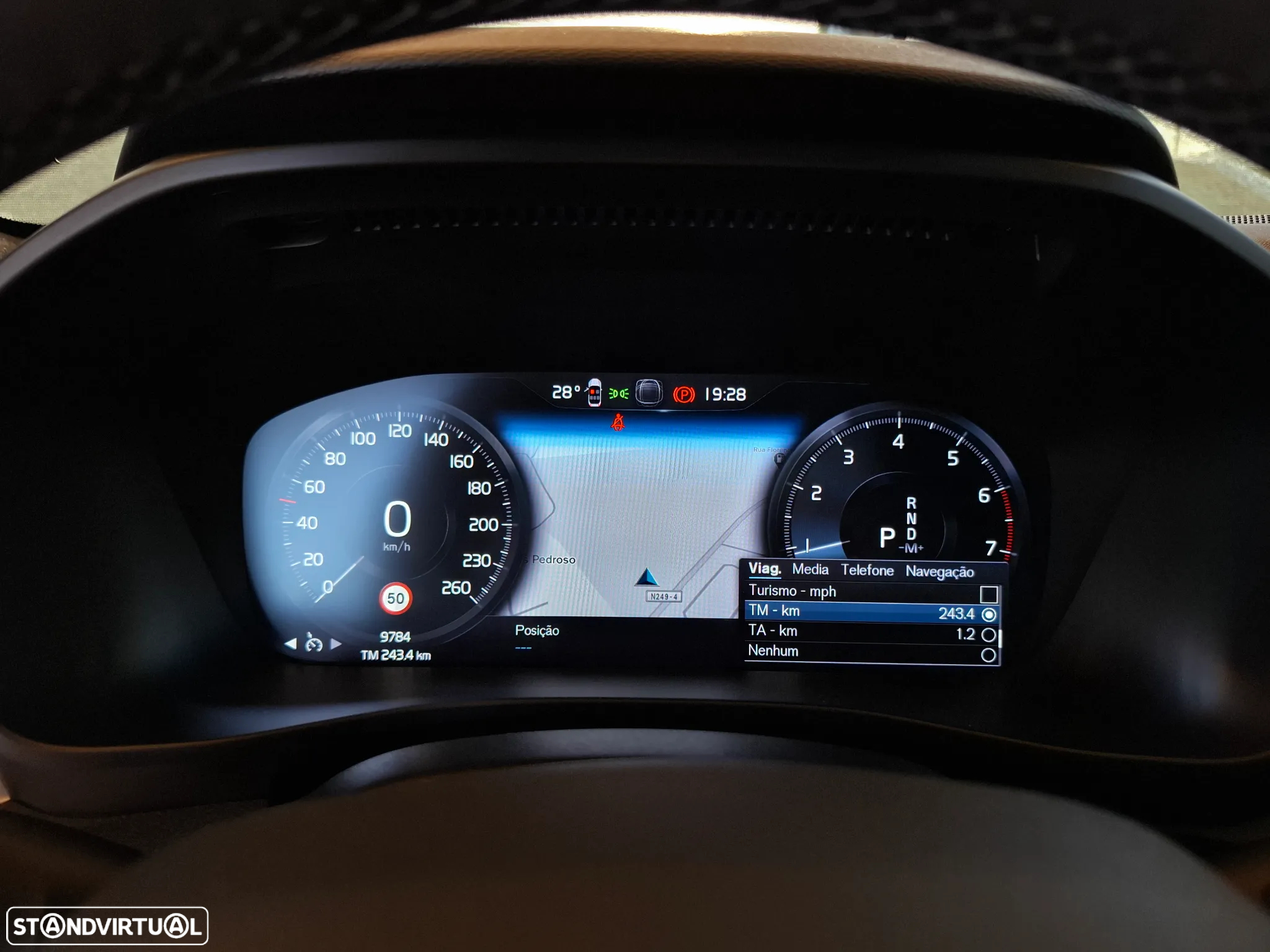 Volvo XC 40 1.5 T2 Plus Dark Auto - 28