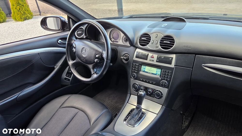 Mercedes-Benz CLK - 33