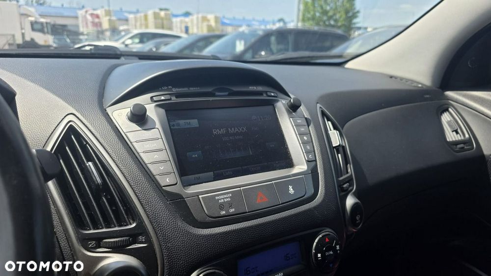 Hyundai ix35 - 11