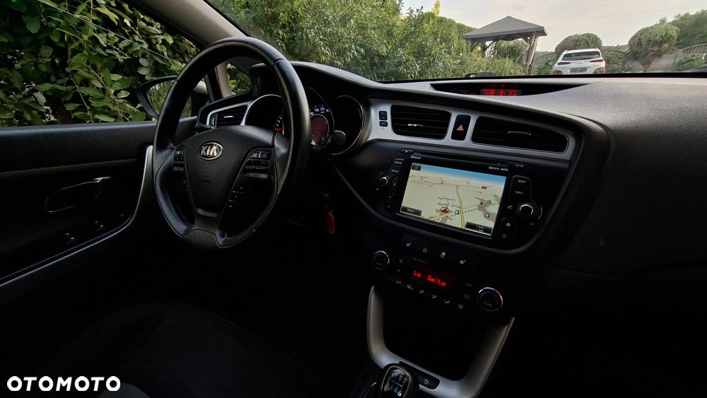 Kia Ceed 1.6 GDI XL - 22