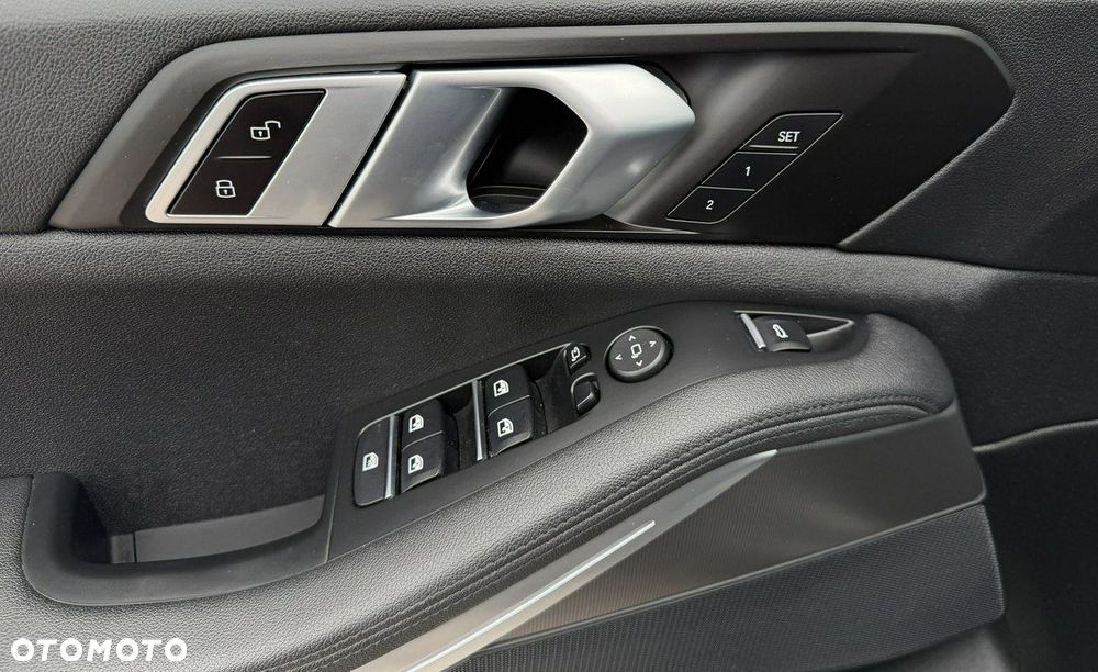 BMW X5 xDrive25d - 34