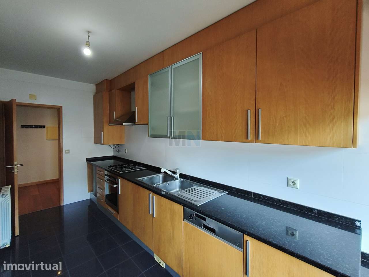 Apartamento T2 +Ap junto à Ponte Europa - Grande imagem: 5/14