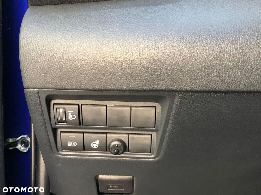 Toyota Yaris Hybrid 1.5 Style - 32