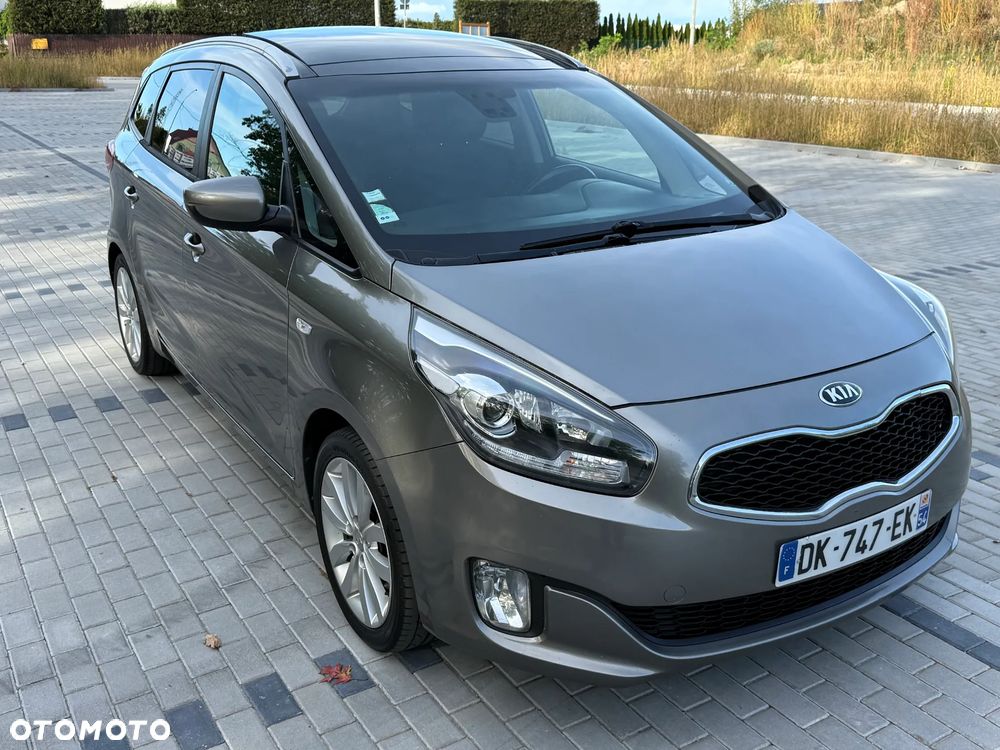 Kia Carens 1.7 CRDi XL 7os - 3