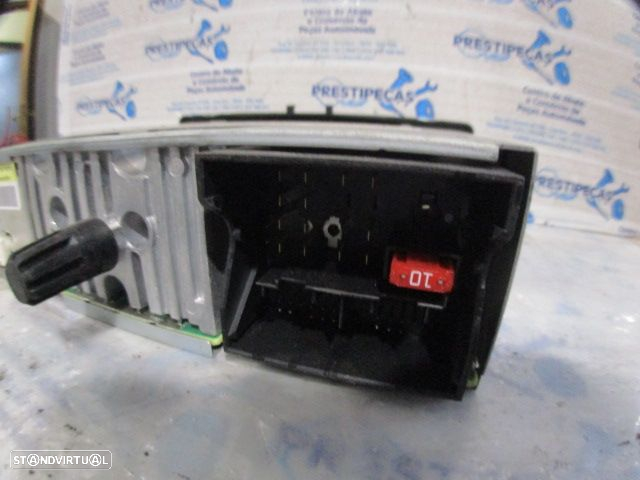 Radios 281155040R 7649167391 RENAULT MEGANE 3 2014 1.5DCI 105CV 5P CINZA ORIGINAL FUSE 10A Danificado - 4
