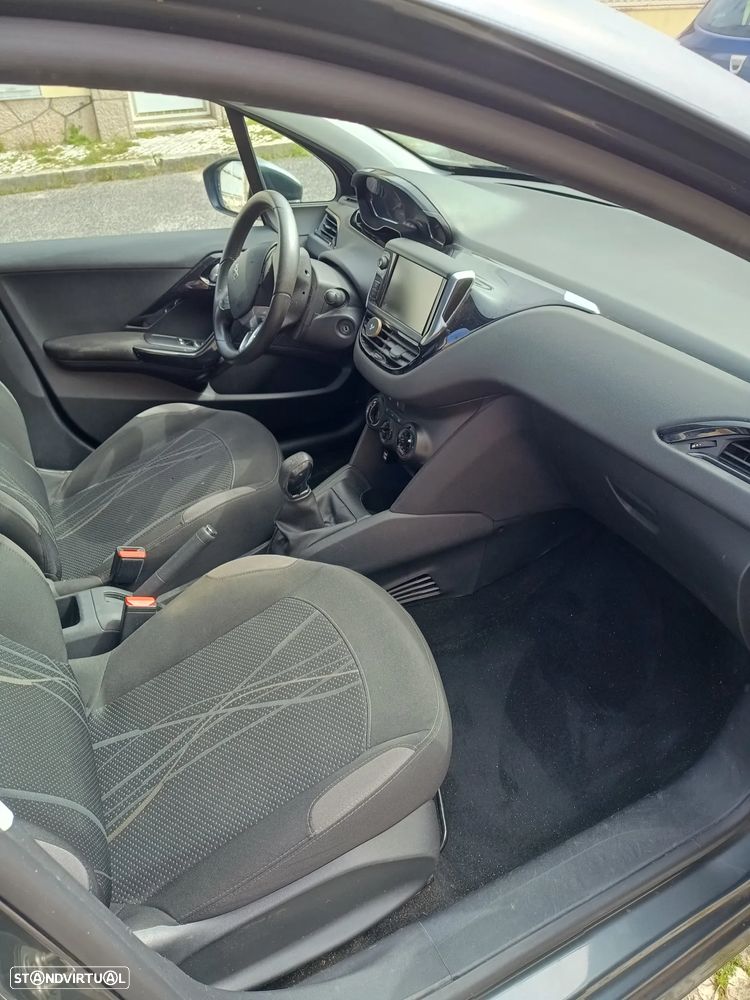 Peugeot 208 1.0 VTi Active - 11