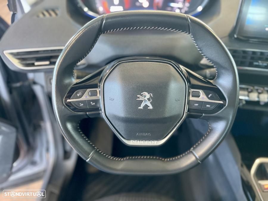 Peugeot 3008 1.2 PureTech Active Pack - 11