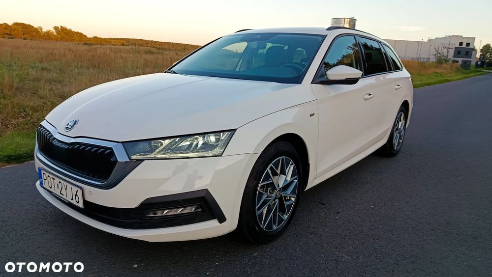 Skoda Octavia 2.0 TDI DSG Tour - 34