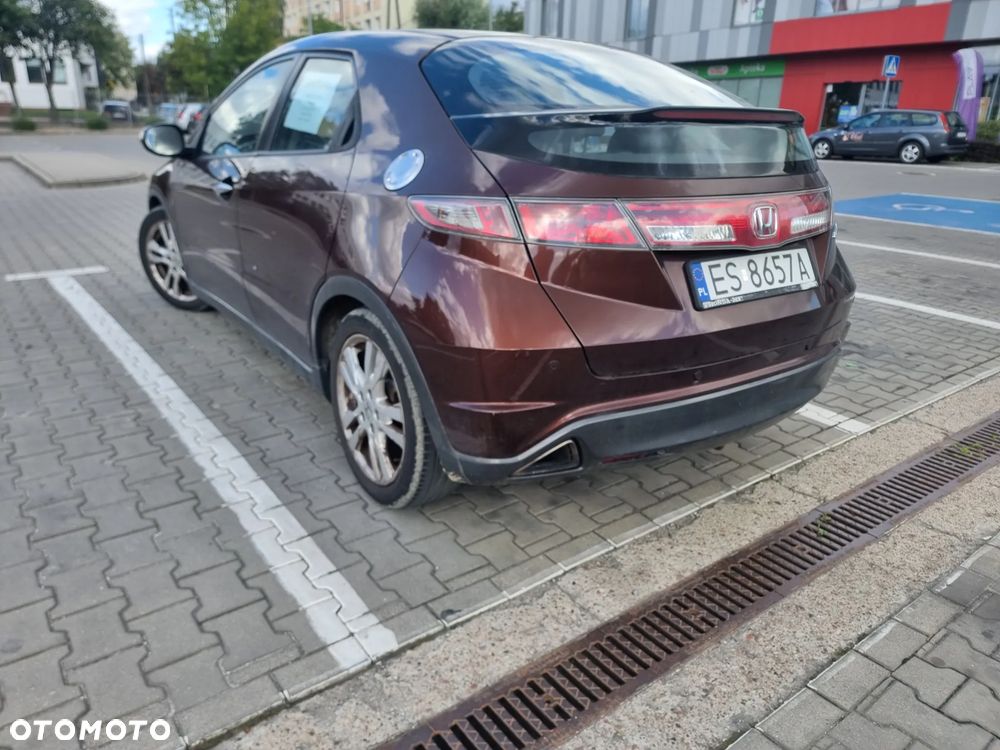 Honda Civic 1.8 Sport - 8