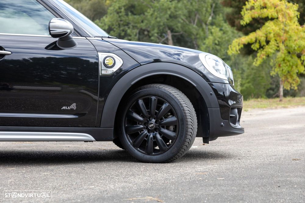 MINI Countryman Cooper SE ALL4 Auto - 25