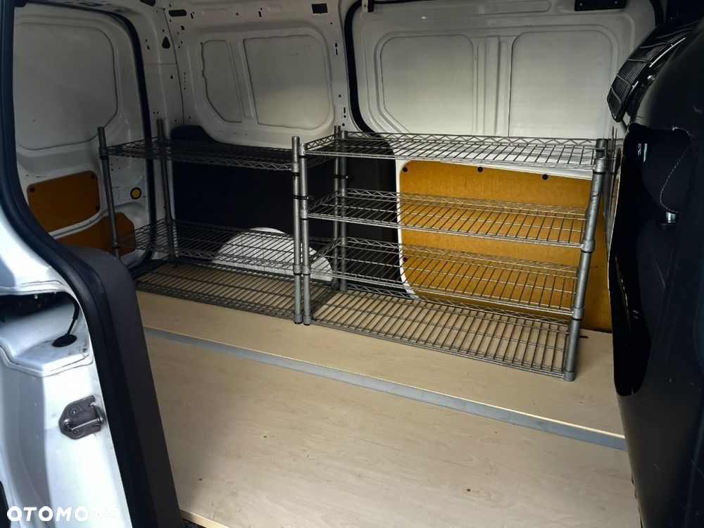 Ford TRANSIT CONNECT - 28