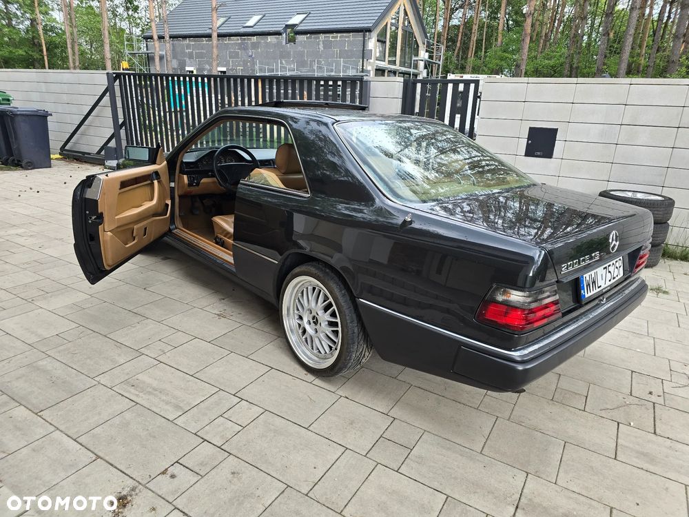 Mercedes-Benz Klasa E 200 - 7
