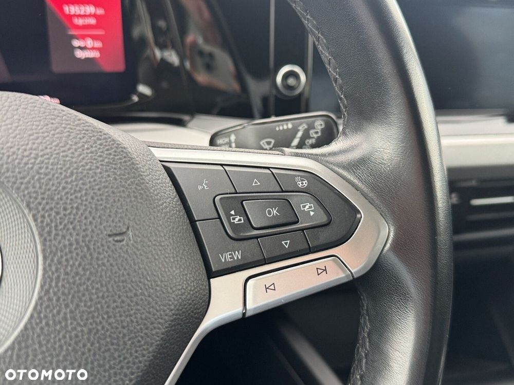 Volkswagen Golf 2.0 TDI Life - 14
