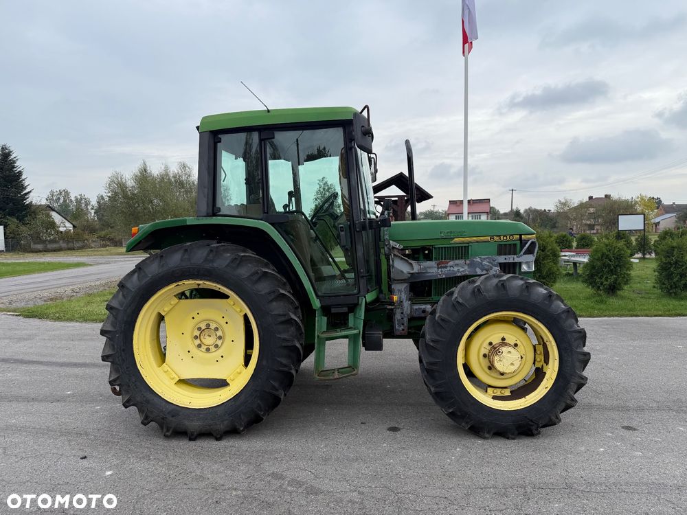 John Deere 6300 / NISKIE MOTOGODZINY / NOWE OPONY / ŁADOWACZ PRZEDNI / DODATKOWY OSPRZĘT / Z FRANCJI / STAN BDB / / / - 4