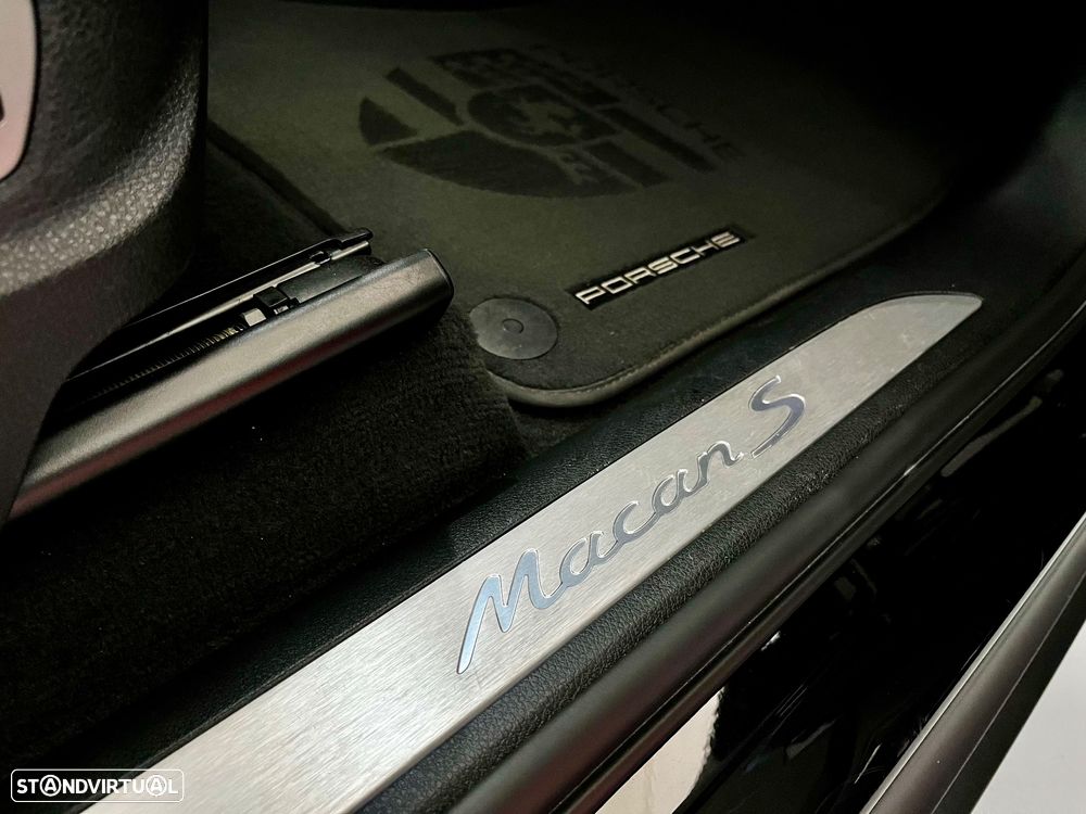 Porsche Macan S - 32