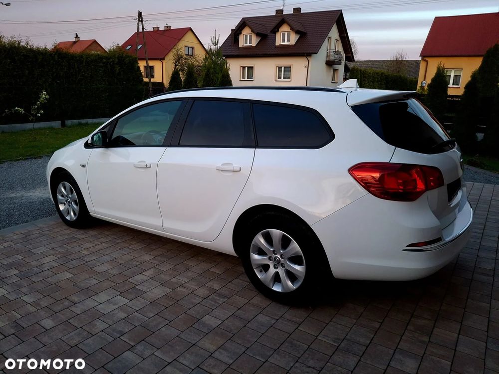 Opel Astra 1.4 Turbo Selection - 8