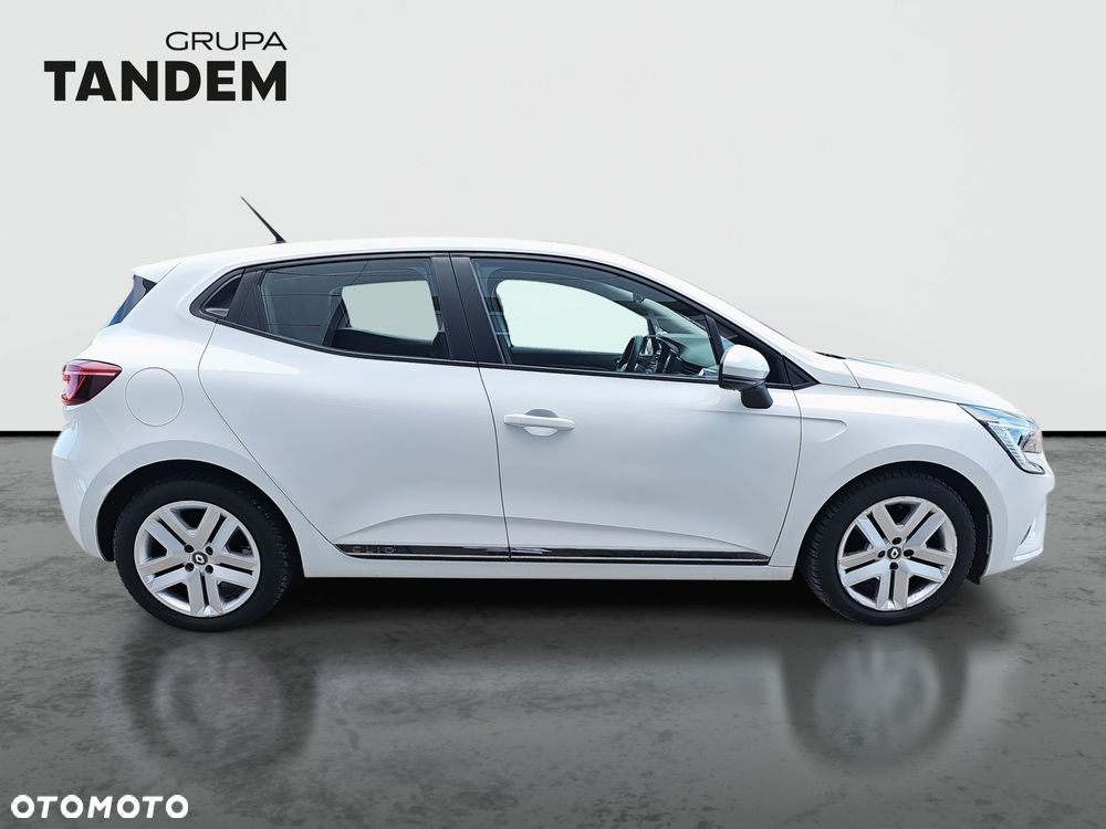 Renault Clio - 5