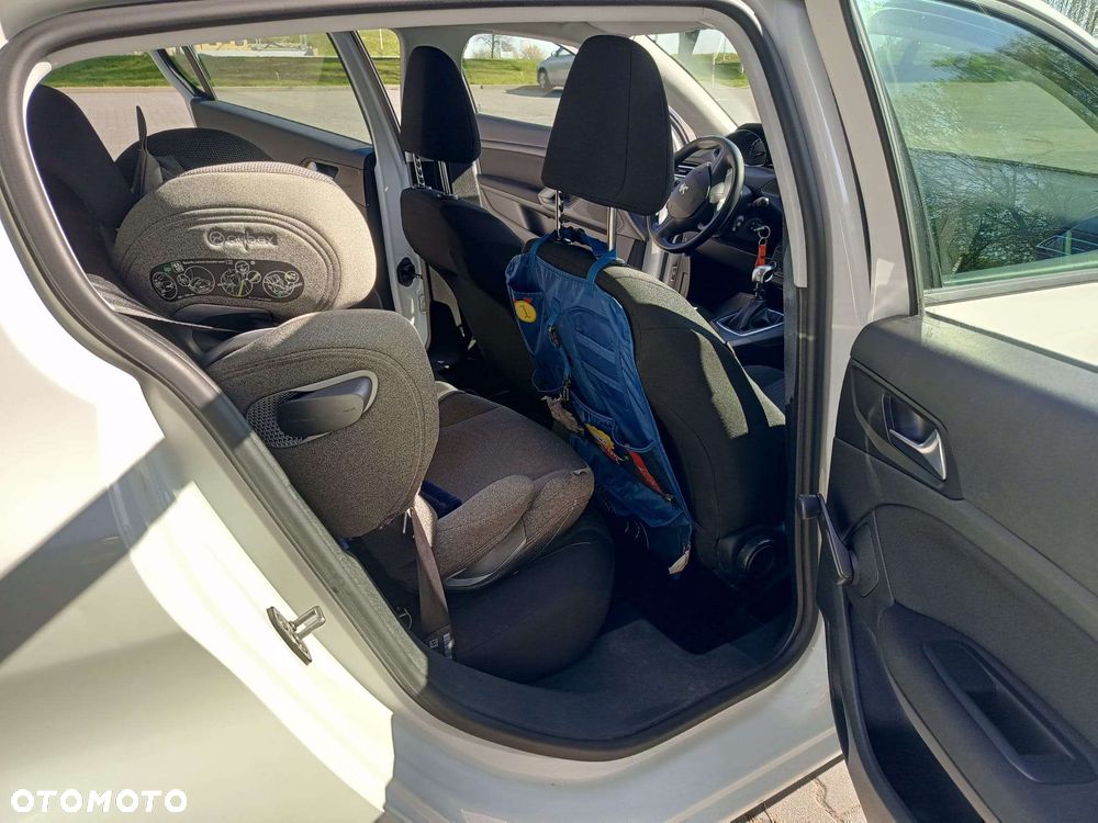 Peugeot 308 - 22