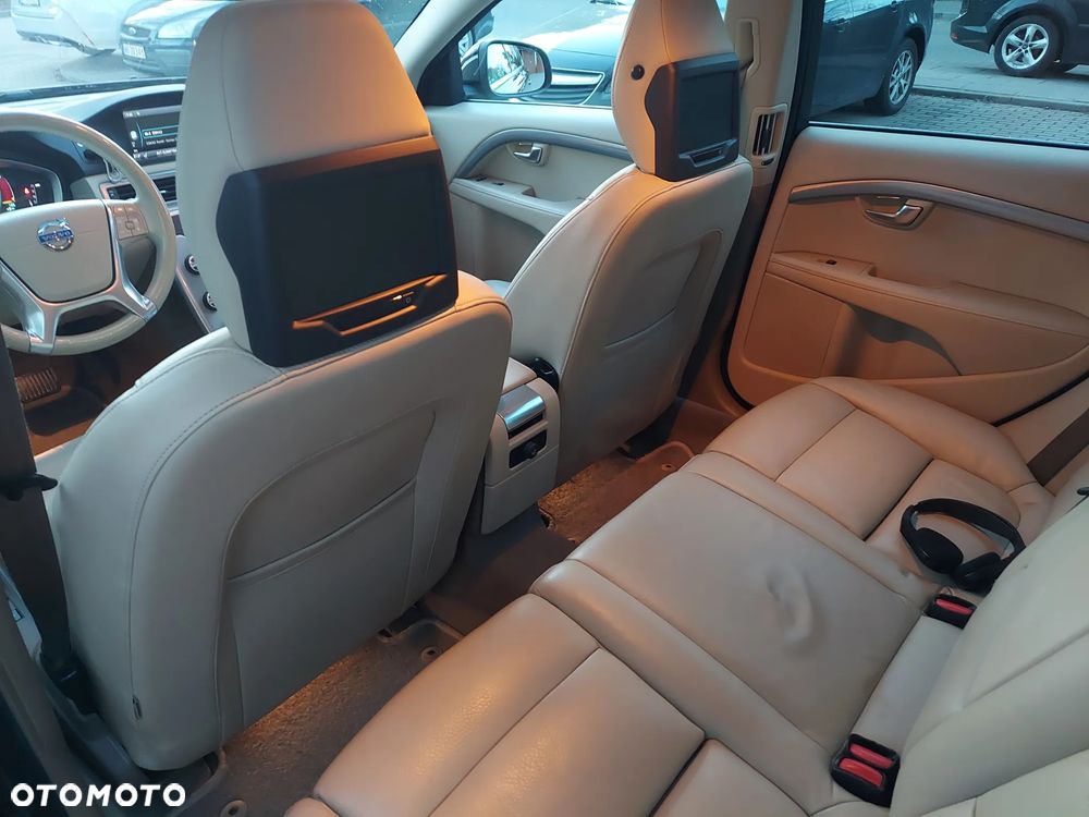 Volvo V70 - 16