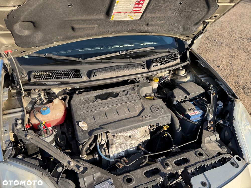 Fiat Bravo 1.6 Multijet 16V Dynamic - 14
