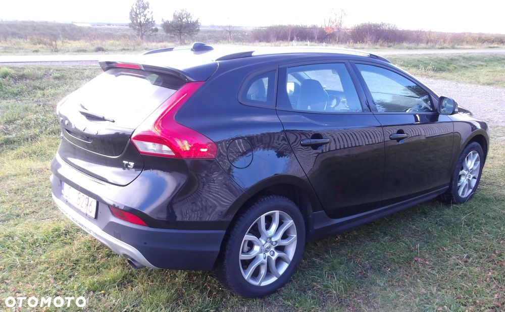 Volvo V40 T3 Momentum - 5