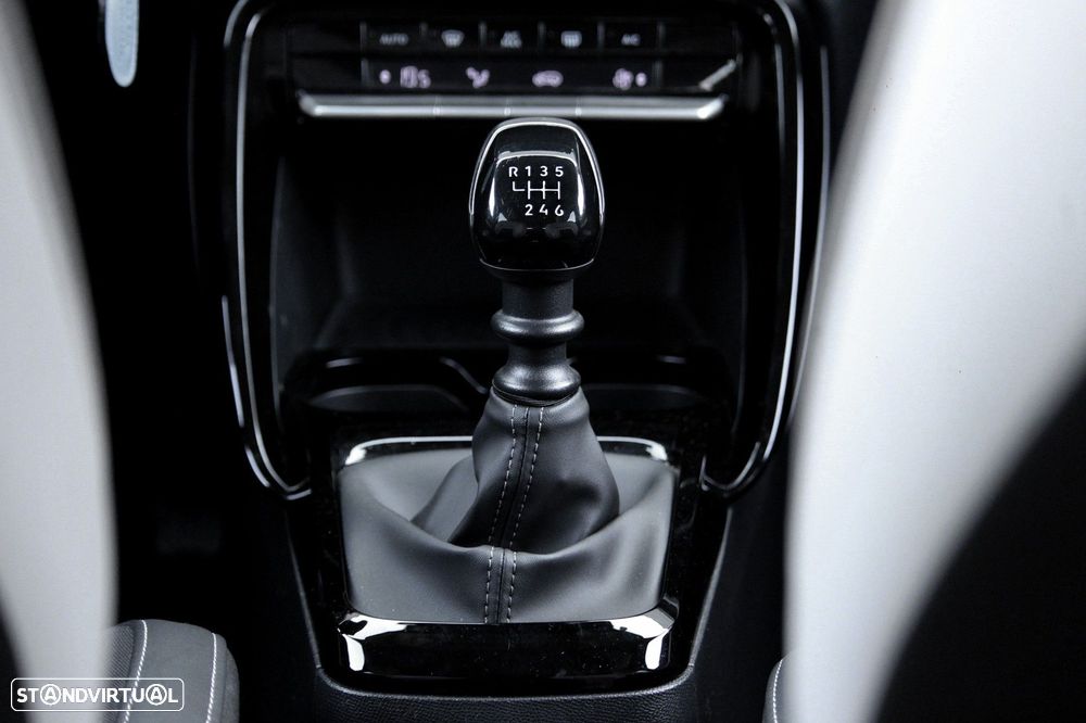 Citroën C3 1.2 Turbo Max - 28