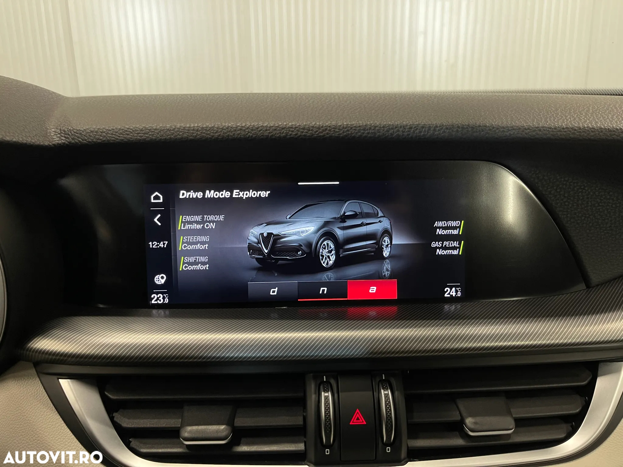 Alfa Romeo Stelvio 2.0 Turbo AWD AT8 Veloce - 26