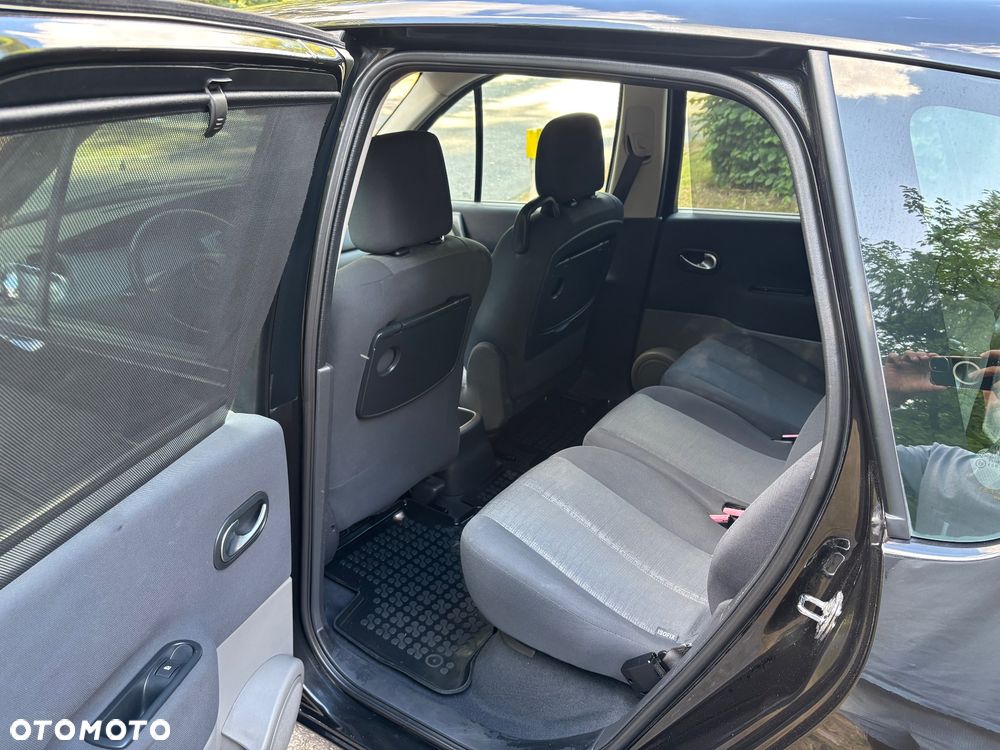 Renault Scenic - 7