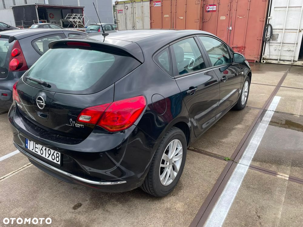 Opel Astra 1.7 CDTI Enjoy - 4