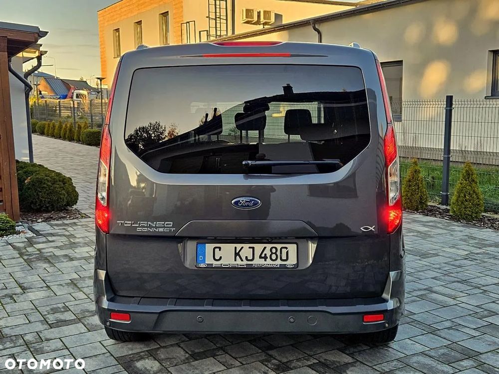 Ford Tourneo Connect 1.5 TDCi Start-Stop Titanium - 9