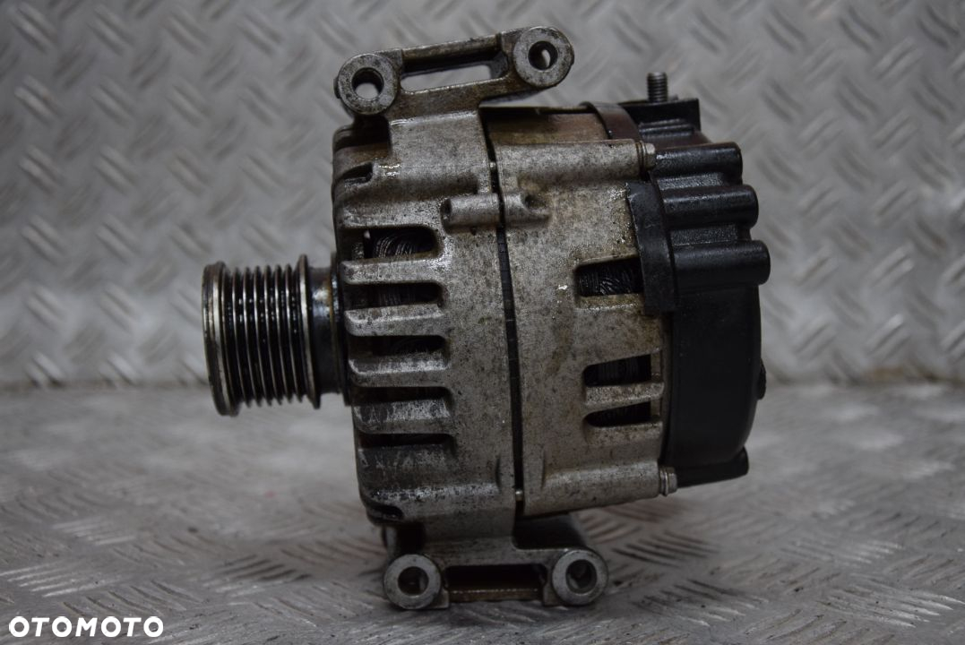 JEEP GRAND CHEROKEE WK 3.0 CRD ALTERNATOR - 6