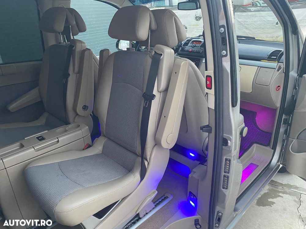 Mercedes-Benz Viano - 9