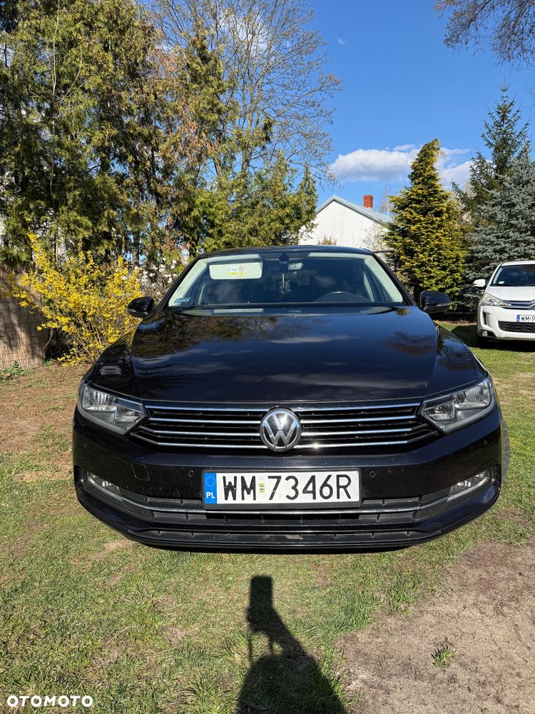 Volkswagen Passat 1.6 TDI SCR DSG Comfortline - 2
