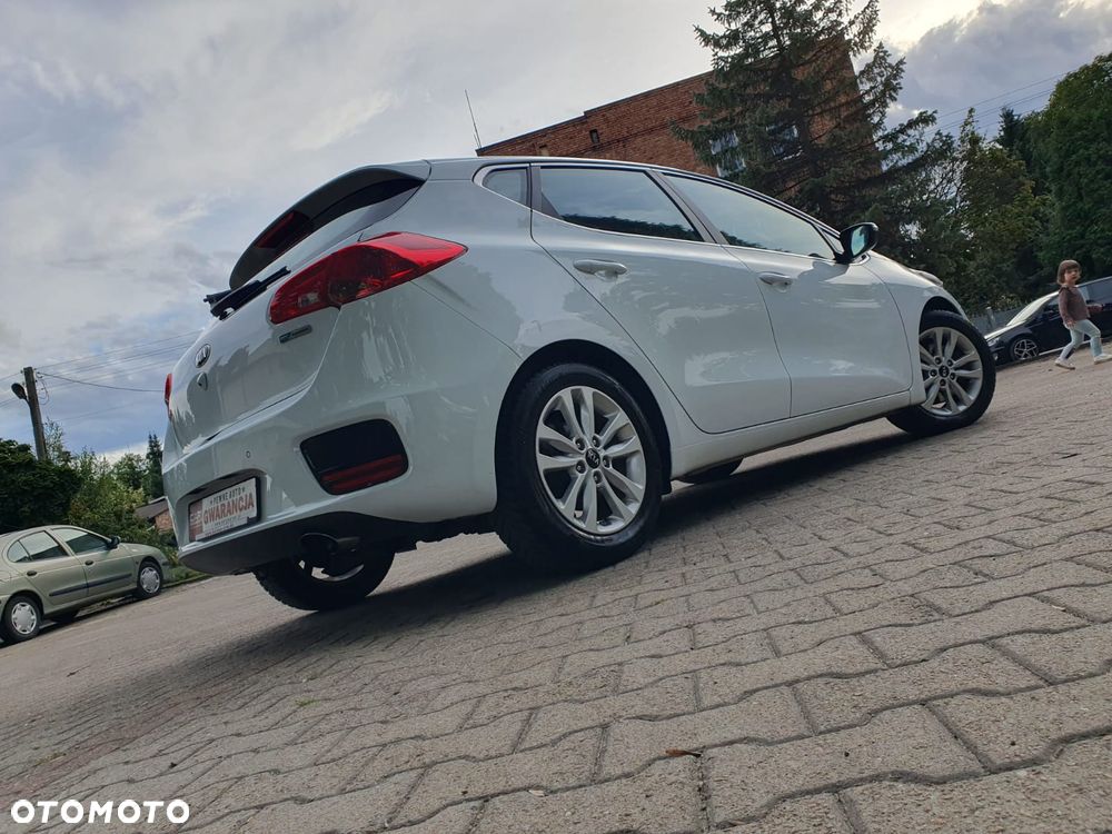 Kia Ceed 1.6 GDI XL - 31