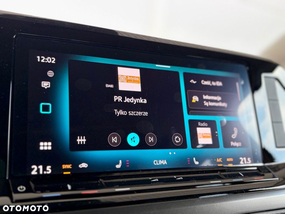 Volkswagen Multivan - 31