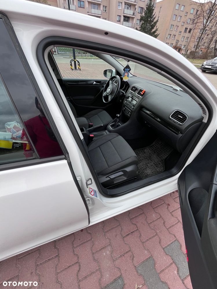 Volkswagen Golf - 9