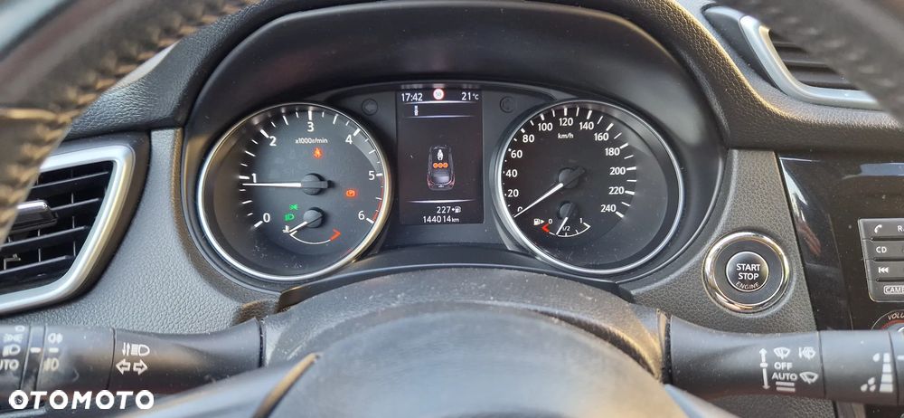 Nissan Qashqai - 14