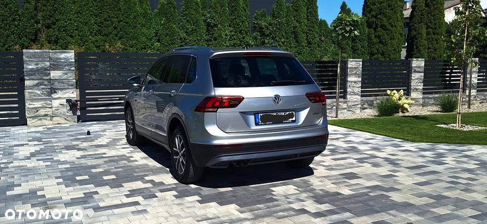 Volkswagen Tiguan - 11