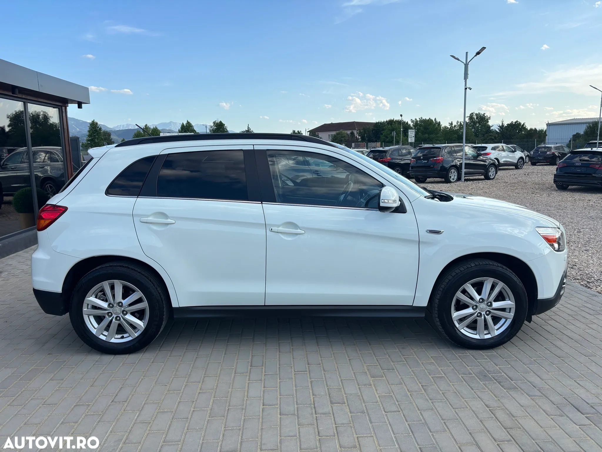 Mitsubishi ASX 1.8 DI-D 4WD Instyle - 24