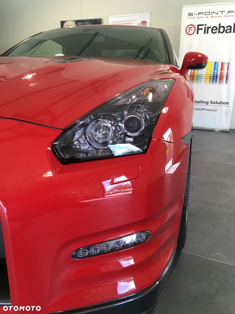 Nissan GT-R Black Edition - 9