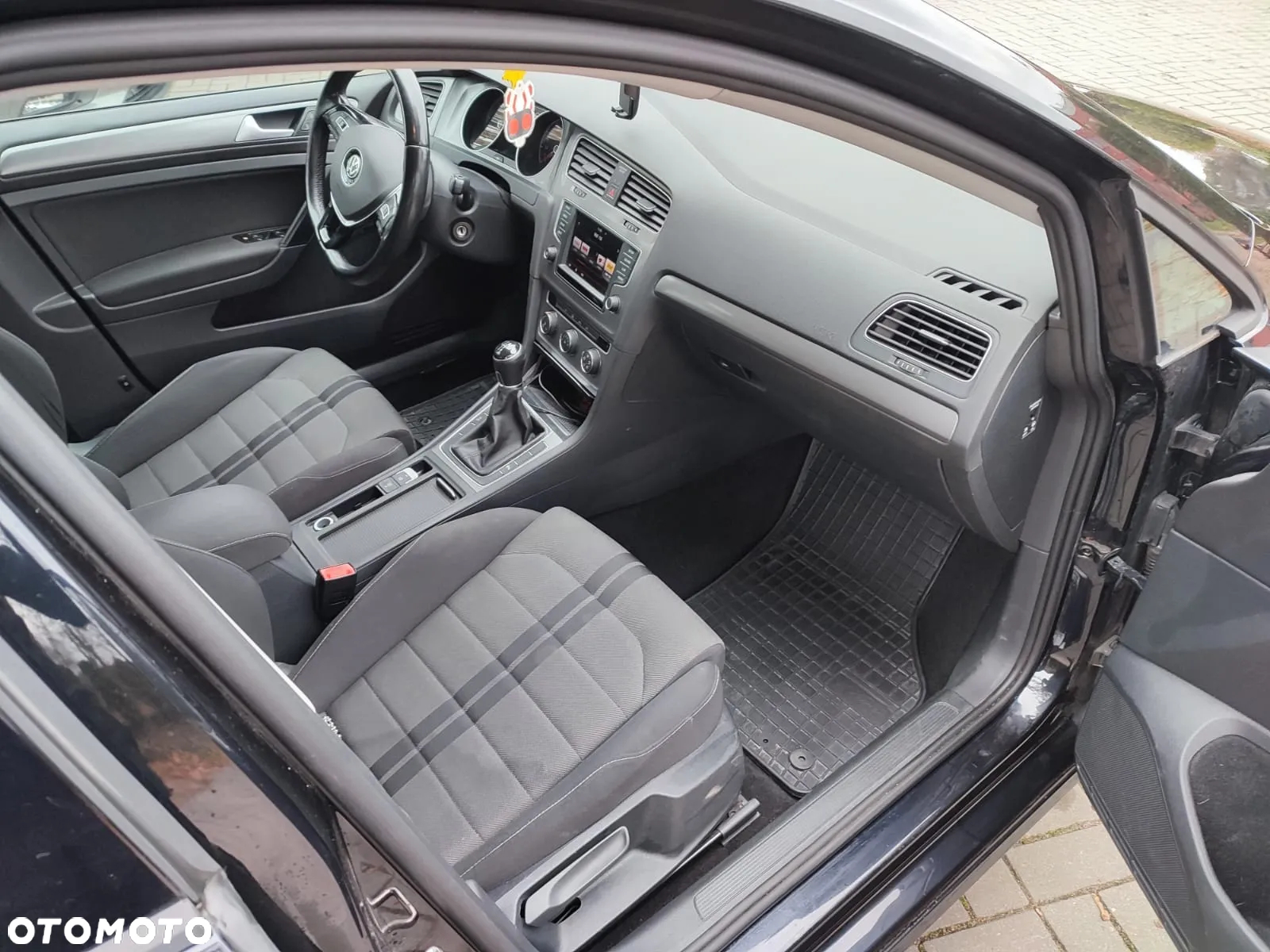 Volkswagen Golf VII 1.6 TDI BMT Trendline - 3
