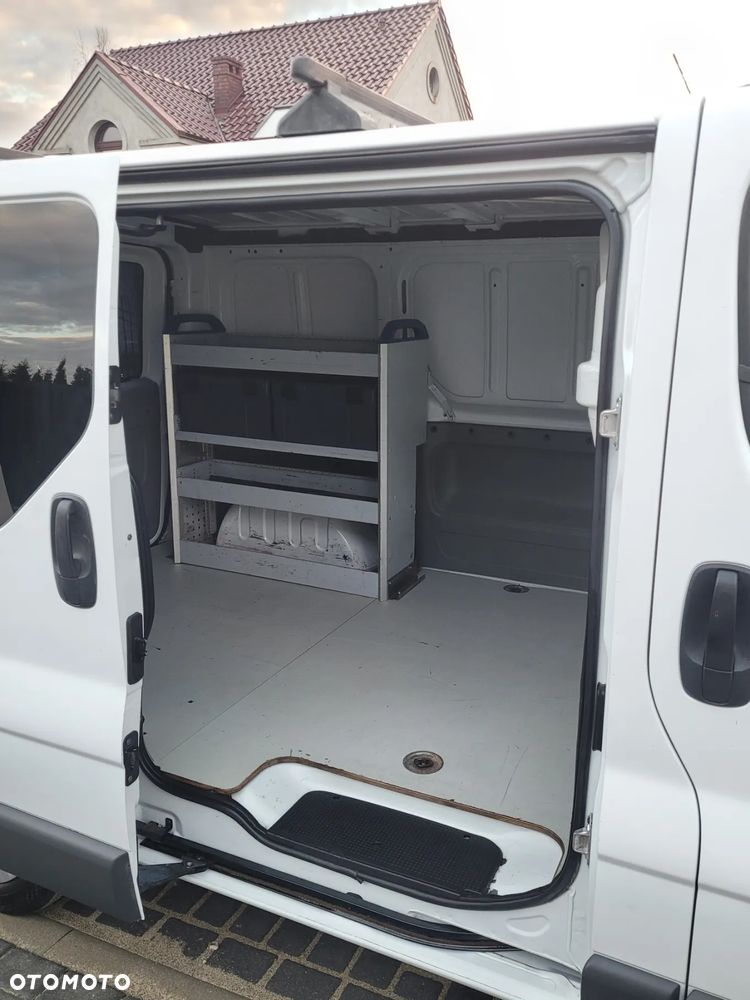 Opel Vivaro - 19