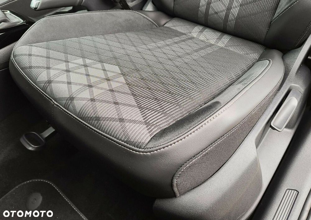 Volkswagen T-Cross - 12