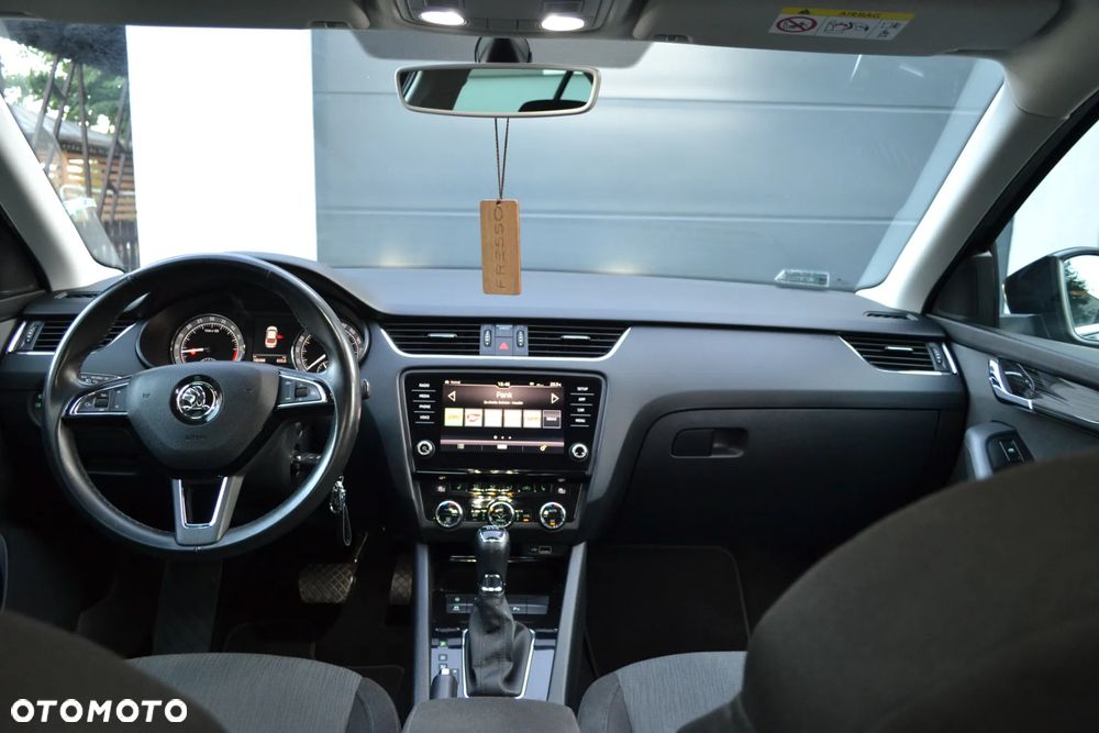 Skoda Octavia 2.0 TDI Style DSG - 13