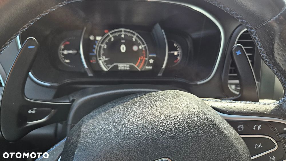 Renault Megane ENERGY TCe 205 EDC GT - 16