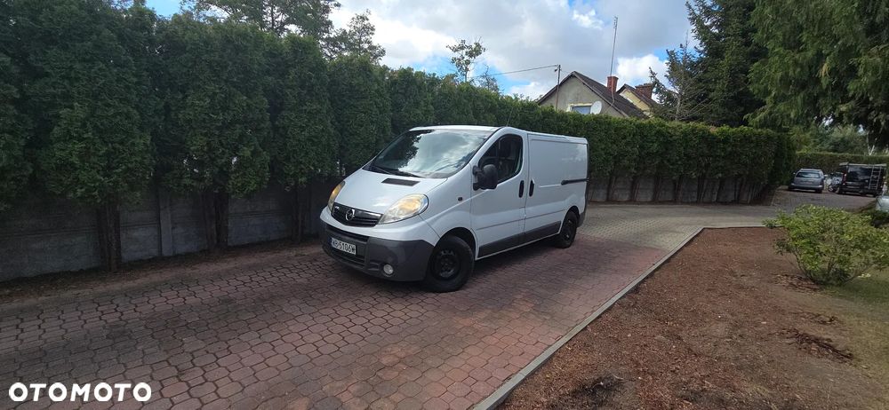Opel VIVARO 2.5 dci - 16
