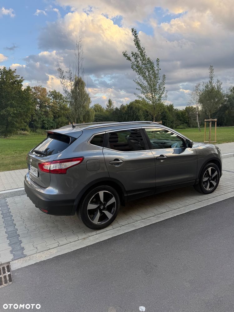 Nissan Qashqai 1.6 DIG-T N-Connecta - 8