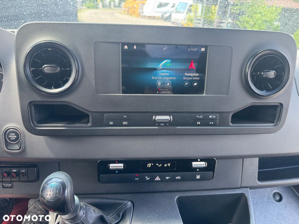 Mercedes-Benz SPRINTER 519 V6 3.0 - 26