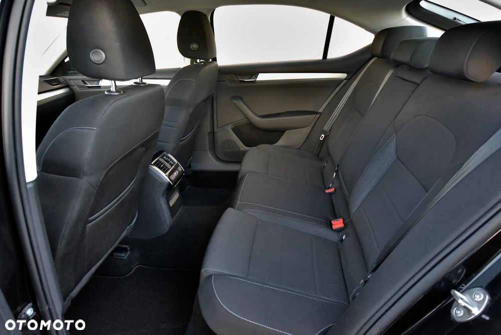 Skoda Superb 1.4 TSI ACT Ambition - 19